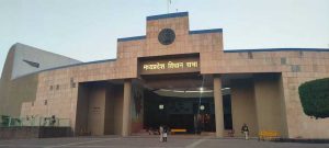 अनुपूरक बजट में किसानों और परिवहन पर बड़ा दांव, भावांतर योजना व सुगम बस सेवा के लिए करोड़ों का प्रावधान अनुपूरक बजट में किसानों और परिवहन पर बड़ा दांव, भावांतर योजना व सुगम बस सेवा के लिए करोड़ों का प्रावधान