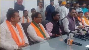 बांकीपुर उपचुनाव से पहले बदले राजनीतिक समीकरण, प्रशांत किशोर के कई करीबी BJP में गए