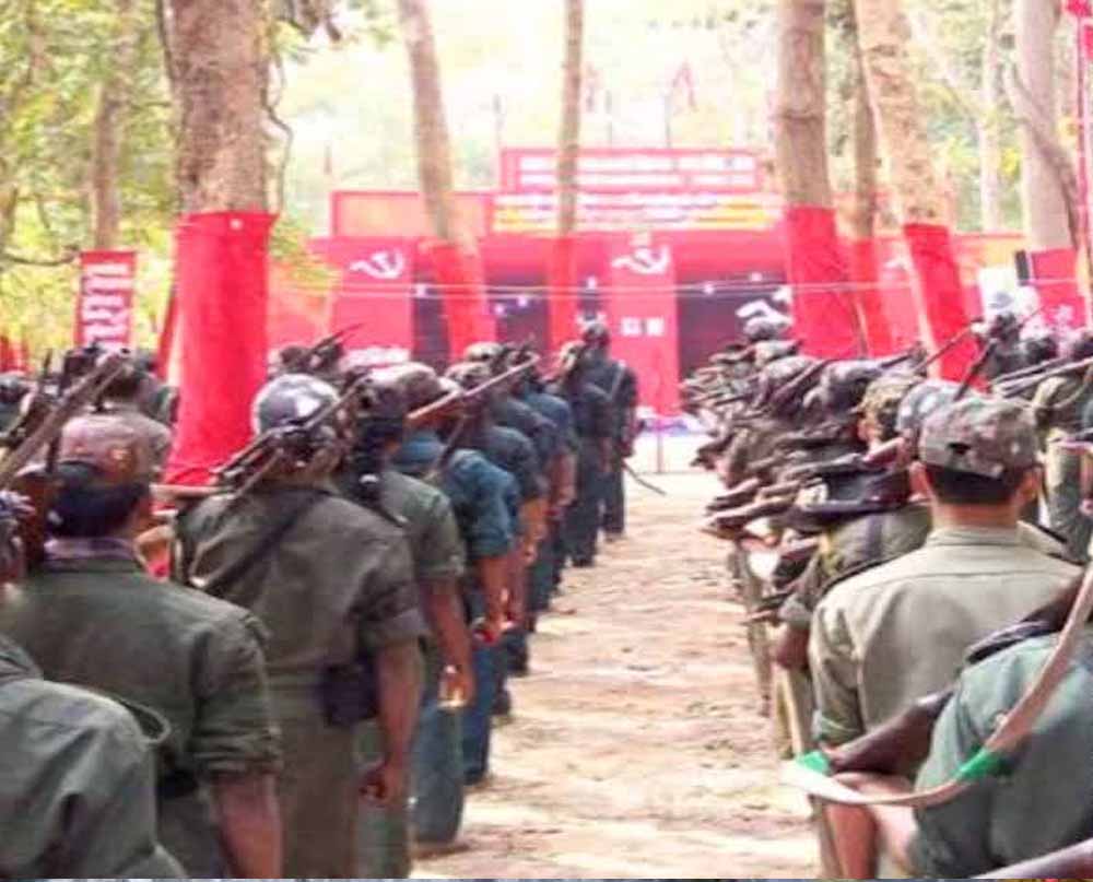 छत्तीसगढ़ में नक्सलियों पर शिकंजा, बीजापुर-नारायणपुर बॉर्डर से भारी मात्रा में नक्सली सामग्री बरामद