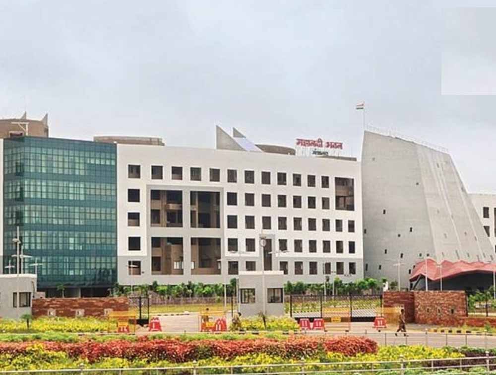 CG Transfer News: पांच जिला पंचायत CEO बदले, एक्का संभालेंगे SUDA का अतिरिक्त जिम्मा CG Transfer News: पांच जिला पंचायत CEO बदले, एक्का संभालेंगे SUDA का अतिरिक्त जिम्मा