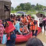 छत्तीसगढ़ में महानदी का कहर, गांव में घुसा बाढ़ का पानी, SDRF ने चलाया रेस्क्यू ऑपरेशन