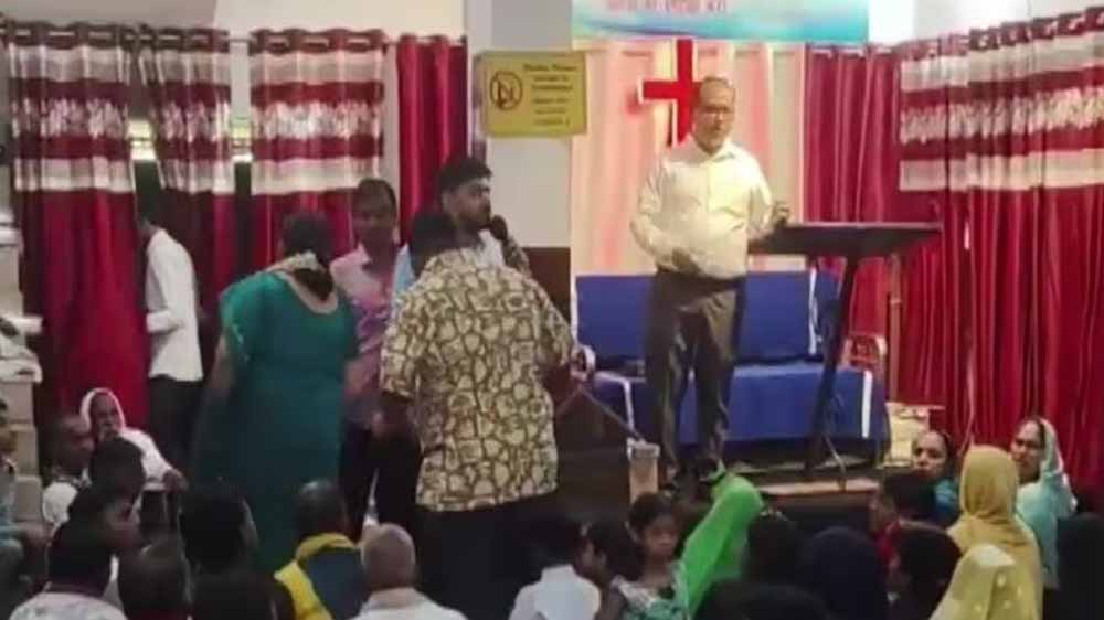 छत्तीसगढ़: बिलासपुर की प्रार्थना सभा विवादों में, धर्मांतरण के आरोपों के बाद बढ़ा तनाव