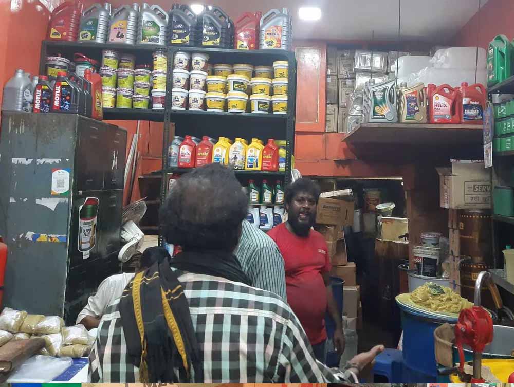 छत्तीसगढ़ हाईकोर्ट का बड़ा फैसला, ऑयल कंपनी का कॉन्ट्रैक्ट रद्द बरकरार; लेटलतीफी पर जुर्माना