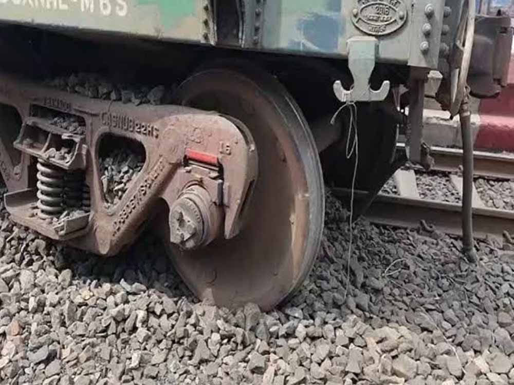 बिलासपुर ट्रेन हादसे पर बड़ा एक्शन, JCB बकेट से डिरेलमेंट केस में 10 आरोपी गिरफ्तार