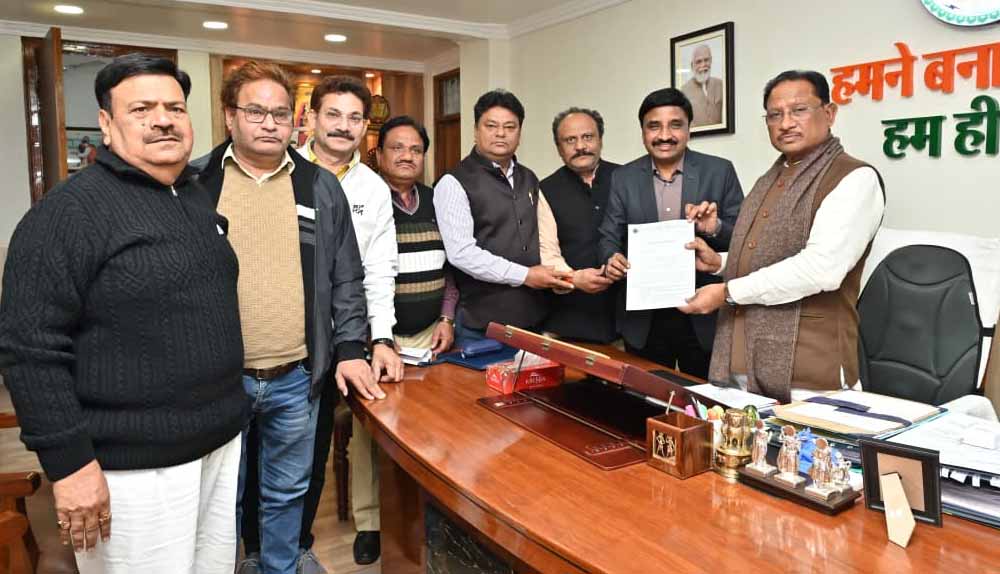 छत्तीसगढ़ सरकारी कर्मचारियों के लिए बड़ी खबर, कैशलैस चिकित्सा सुविधा पर आज होगा निर्णय छत्तीसगढ़ सरकारी कर्मचारियों के लिए बड़ी खबर, कैशलैस चिकित्सा सुविधा पर आज होगा निर्णय