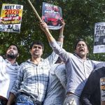 NEET Protest: प्रदर्शन में अश्लील हरकतों पर पुलिस का शिकंजा, नाबालिग समेत कई की पहचान में जुटी जांच