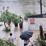 बिलासपुर में बारिश का कहर, जलभराव में घिरे मकान; राहत का इंतजार कर रहे परिवार बिलासपुर में बारिश का कहर, जलभराव में घिरे मकान; राहत का इंतजार कर रहे परिवार