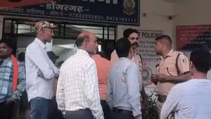 Long Asia Network App Scam: छत्तीसगढ़ में फॉरेक्स ट्रेडिंग का झांसा देकर करोड़ों की धोखाधड़ी Long Asia Network App Scam: छत्तीसगढ़ में फॉरेक्स ट्रेडिंग का झांसा देकर करोड़ों की धोखाधड़ी