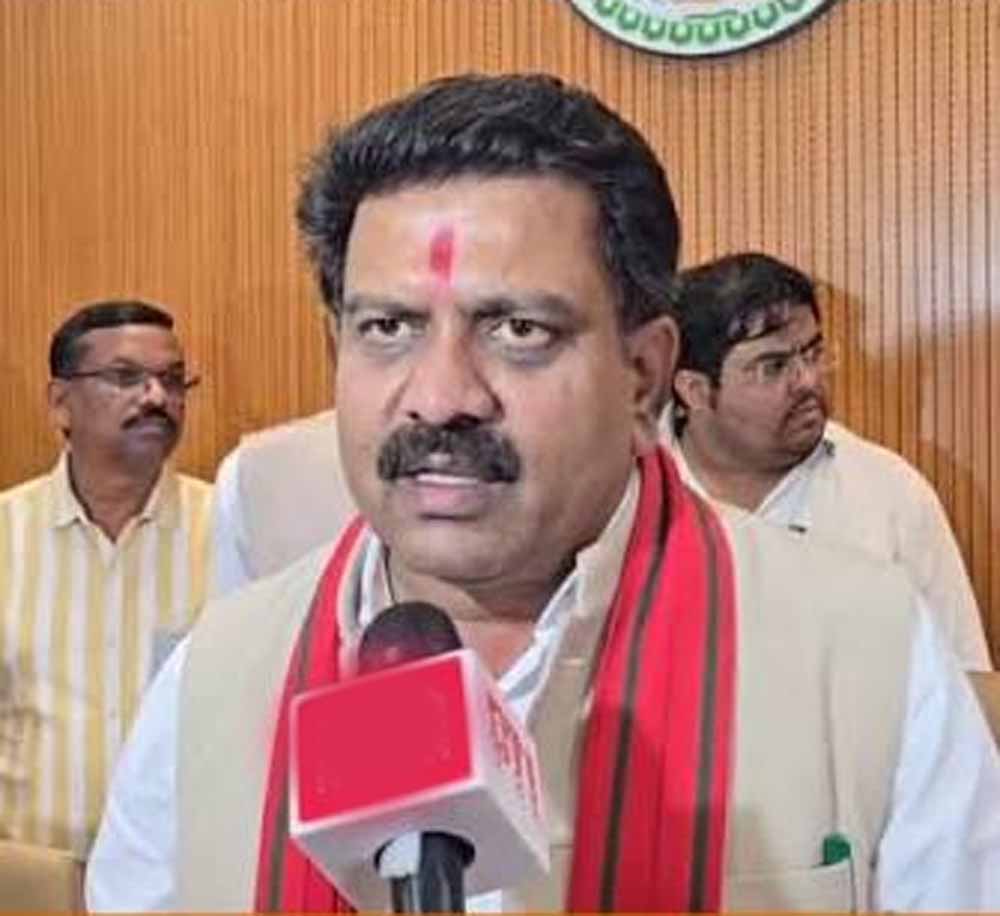 CG News: धर्म स्वातंत्र्य विधेयक का अगला चरण जल्द, डिप्टी CM विजय शर्मा ने दिए संकेत CG News: धर्म स्वातंत्र्य विधेयक का अगला चरण जल्द, डिप्टी CM विजय शर्मा ने दिए संकेत