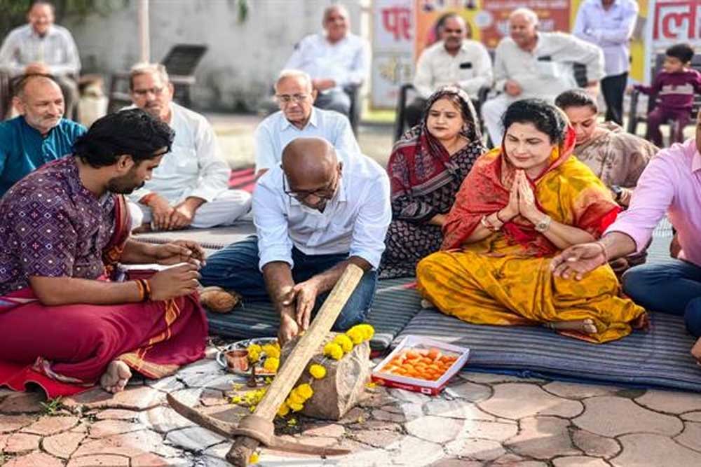 भोपाल के वार्ड 54 में 90 लाख रुपये के विभिन्न विकास कार्यों का हुआ भूमिपूजन भोपाल के वार्ड 54 में 90 लाख रुपये के विभिन्न विकास कार्यों का हुआ भूमिपूजन