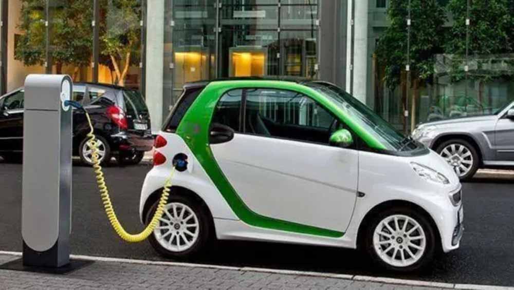प्रदूषण पर हरियाणा सरकार सख्त, नई EV पॉलिसी के साथ बिना PUC पेट्रोल पर रोक की तैयारी