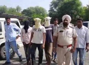 फतेहाबाद में पुलिस का बड़ा एक्शन, लूट-हत्या के तीन वांछित इनामी आरोपी दबोचे गए