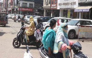 हरियाणा में मूसलाधार बारिश का कहर, 16 जिले प्रभावित, करनाल में करंट से दो लोगों की मौत हरियाणा में मूसलाधार बारिश का कहर, 16 जिले प्रभावित, करनाल में करंट से दो लोगों की मौत