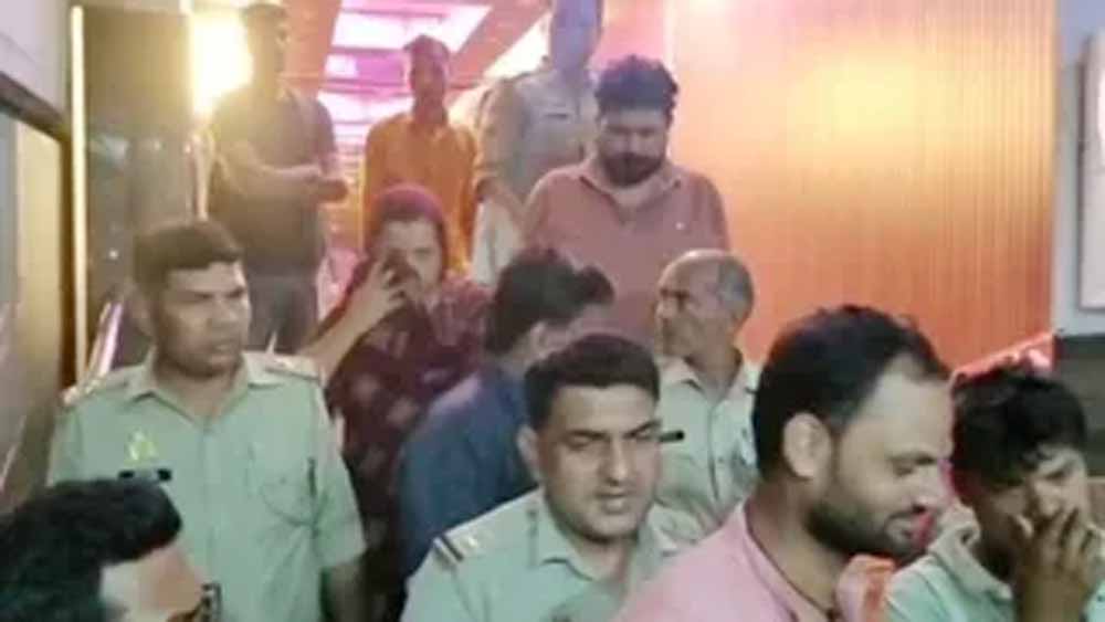 ऑपरेशन के बीच युवक की मौत, हिसार के 4 डॉक्टरों पर लापरवाही का मामला दर्ज