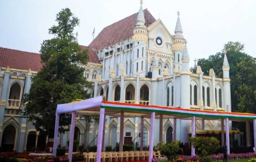 POCSO Case: जबलपुर हाईकोर्ट ने जिला कोर्ट का फैसला पलटा, उम्र पर सवाल उठाते हुए 20 साल की सजा रद्द