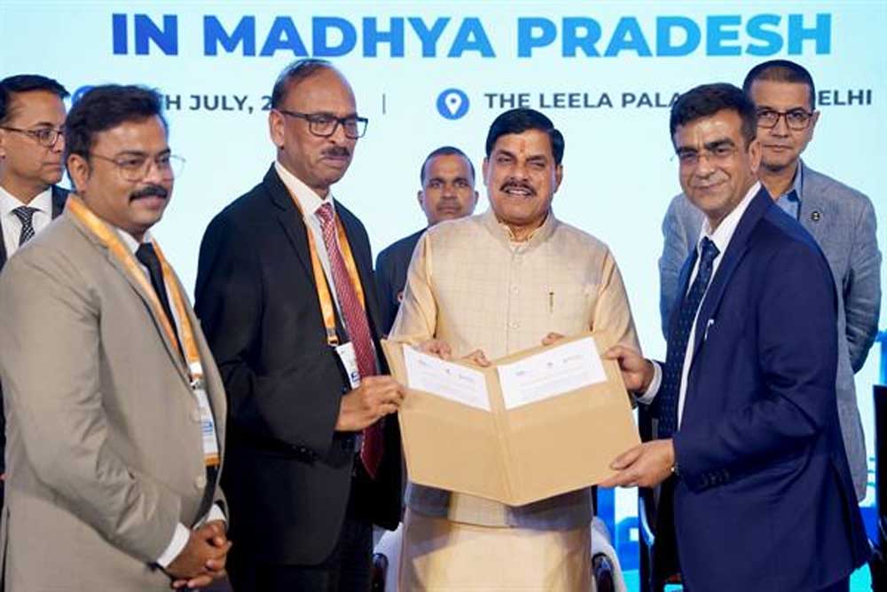 मध्यप्रदेश निवेशकों के लिए नीति, नीयत, प्रतिभा और सुरक्षा की गारंटी लेकर आगे आया है मध्यप्रदेश निवेशकों के लिए नीति, नीयत, प्रतिभा और सुरक्षा की गारंटी लेकर आगे आया है
