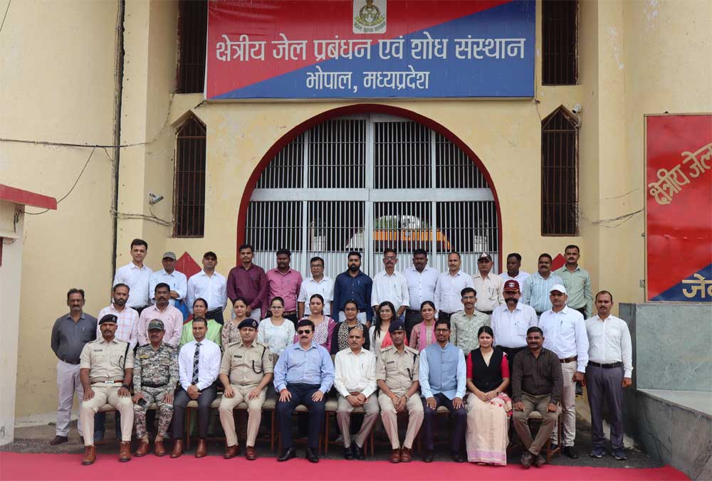 बंदियों के मानसिक स्वास्थ्य प्रबंधन के लिए प्रदेश में विशेष प्रशिक्षण कार्यक्रम प्रारंभ बंदियों के मानसिक स्वास्थ्य प्रबंधन के लिए प्रदेश में विशेष प्रशिक्षण कार्यक्रम प्रारंभ