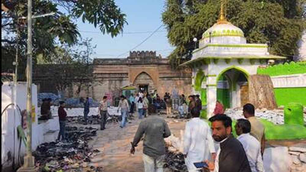 भोजशाला विवाद में नया मोड़, मुस्लिम पक्ष ने सभी याचिकाओं की संयुक्त सुनवाई की तैयारी की भोजशाला विवाद में नया मोड़, मुस्लिम पक्ष ने सभी याचिकाओं की संयुक्त सुनवाई की तैयारी की