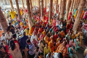 भोजशाला विवाद: धार प्रशासन ने नमाज की तैयारी के साथ सुरक्षा व्यवस्था पर किया मंथन भोजशाला विवाद: धार प्रशासन ने नमाज की तैयारी के साथ सुरक्षा व्यवस्था पर किया मंथन