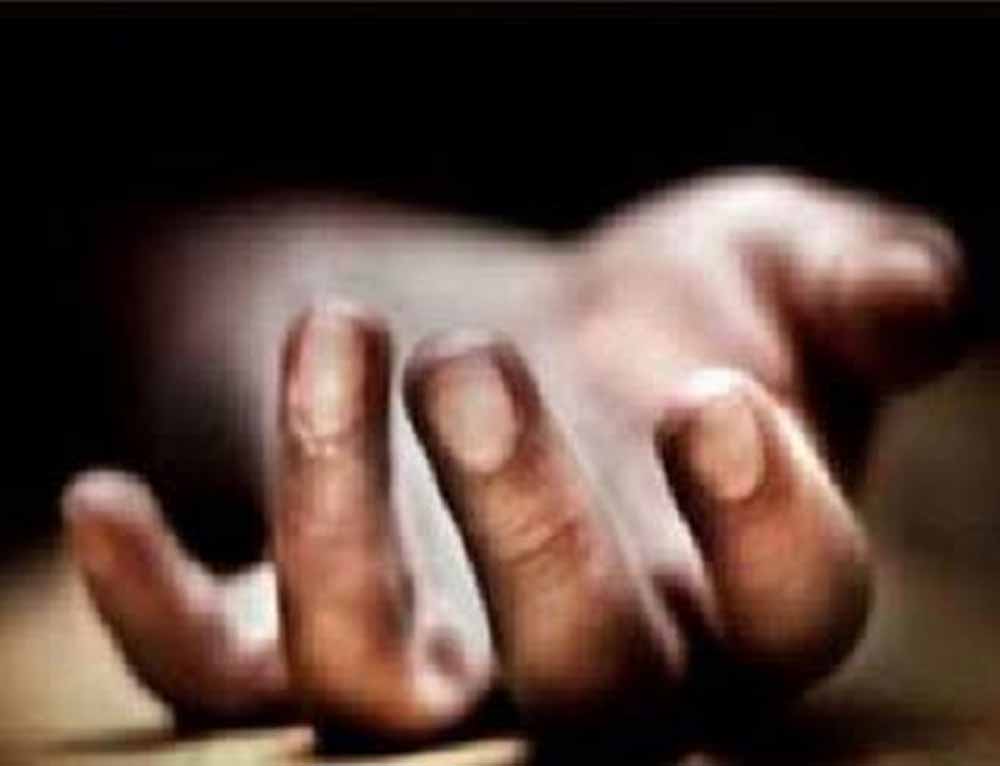 भोपाल: होटल ठप होने के बाद तनाव में आई महिला की मौत, आत्महत्या के मामले की जांच जारी भोपाल: होटल ठप होने के बाद तनाव में आई महिला की मौत, आत्महत्या के मामले की जांच जारी