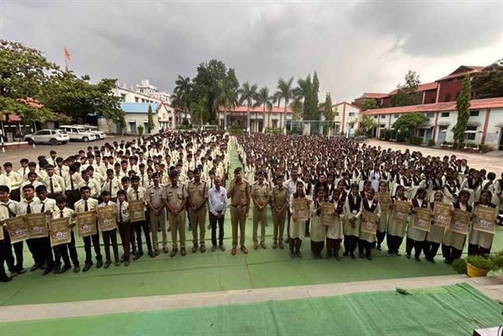 अभियान के दूसरे दिन 967जागरूकता कार्यक्रमों के माध्यम से 2लाख 40 हजार से अधिकलोगों को किया गया जागरूक