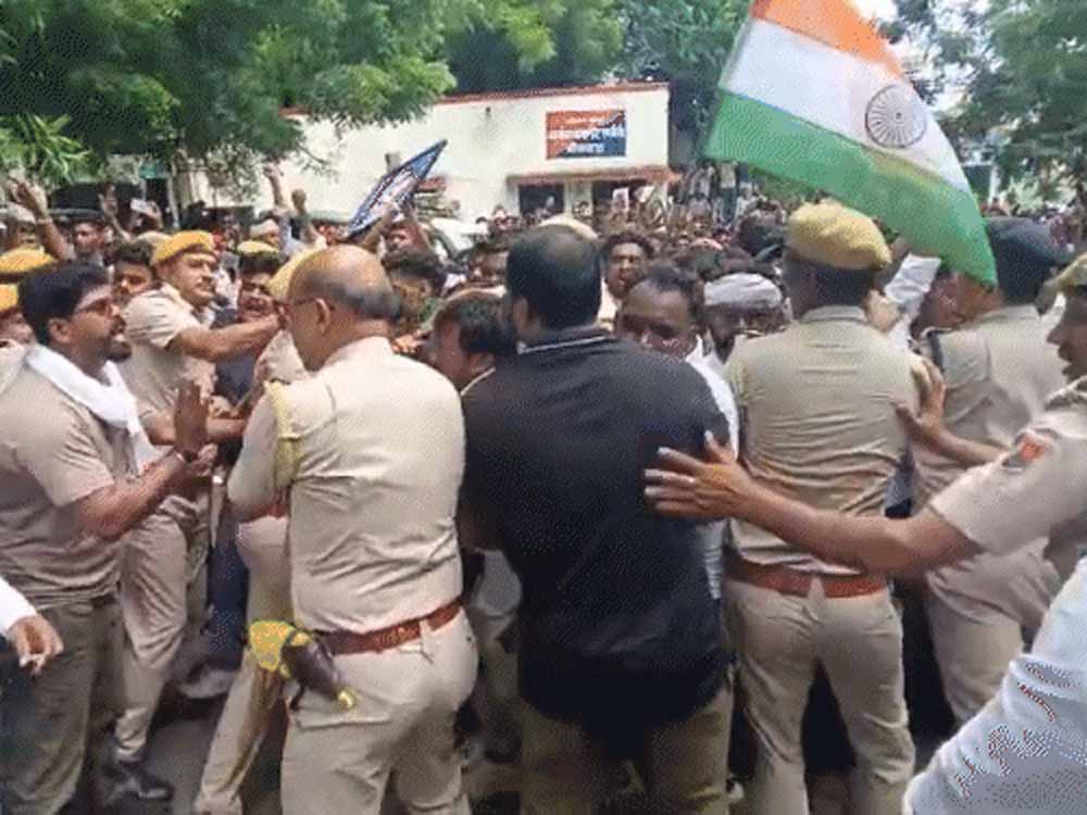 पंजाब में NEET पेपर लीक पर AAP का बड़ा आंदोलन, थालियां बजाकर सरकार को घेरेंगे कार्यकर्ता