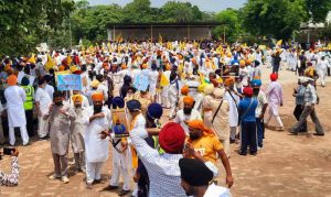 मोहाली में अमृतपाल सिंह के समर्थन में संगत एकजुट, रिहाई की मांग को लेकर गुरुद्वारे में सभा