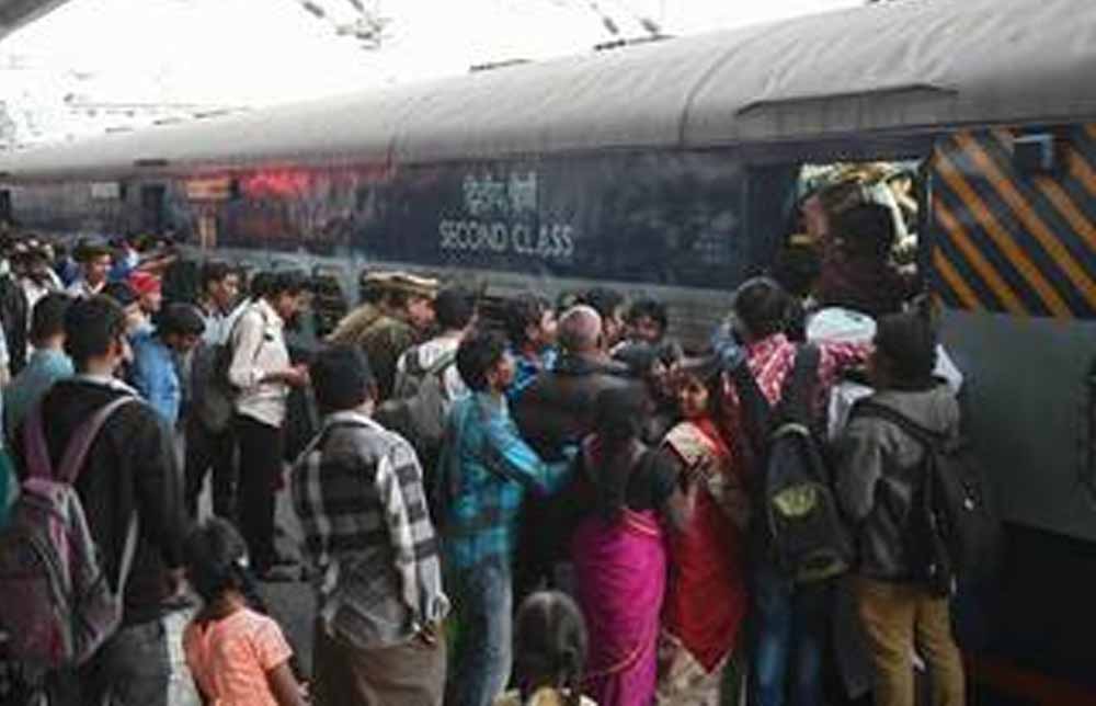 अब वेटिंग टिकट की चिंता खत्म! दूसरी ट्रेन या अगली तारीख पर मिलेगी कंफर्म सीट की सुविधा