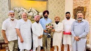 वड़िंग को मिला नेताओं का खुला समर्थन, पंजाब कांग्रेस में चन्नी गुट से सुलह के संकेत वड़िंग को मिला नेताओं का खुला समर्थन, पंजाब कांग्रेस में चन्नी गुट से सुलह के संकेत