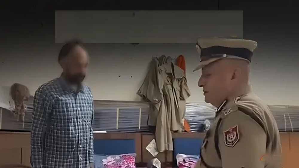 Punjab Police News: नाके पर नशे में सोता मिला SHO, DIG ने मौके पर पहुंचकर किया सस्पेंड