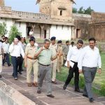 अपर मुख्य सचिव शुक्ला और संभाग आयुक्त शर्मा ने किया स्थल निरीक्षण अपर मुख्य सचिव शुक्ला और संभाग आयुक्त शर्मा ने किया स्थल निरीक्षण