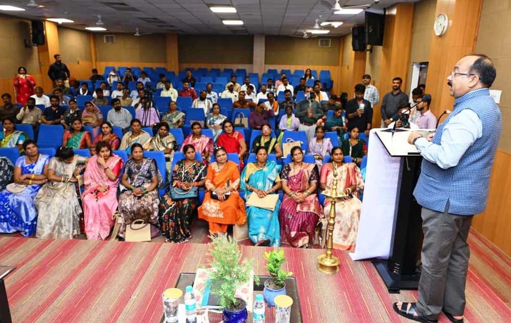 जलापूर्ति योजनाओं के संचालन व रखरखाव पर राज्य स्तरीय कार्यशाला में शामिल हुए उप मुख्यमंत्री जलापूर्ति योजनाओं के संचालन व रखरखाव पर राज्य स्तरीय कार्यशाला में शामिल हुए उप मुख्यमंत्री