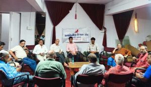 कहानी पाठ के साथ राज्य सम्मेलन की तैयारी कहानी पाठ के साथ राज्य सम्मेलन की तैयारी