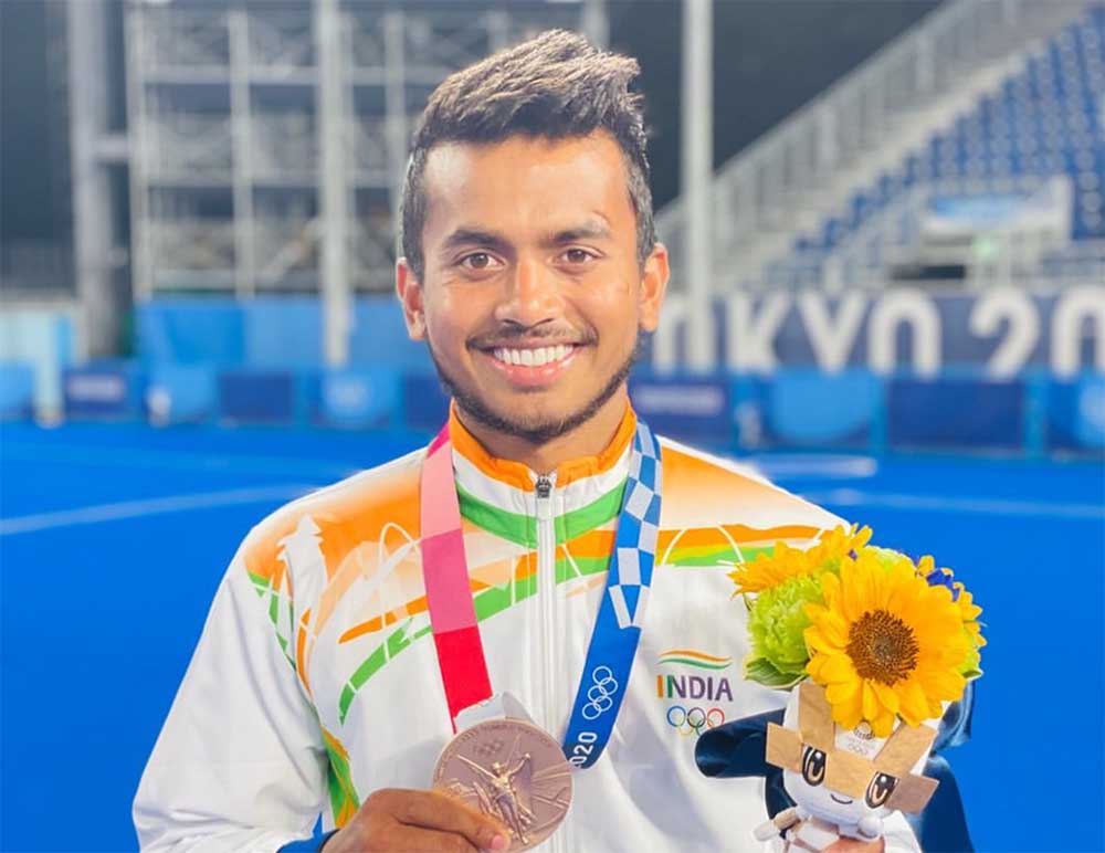 विश्व कप के रण में मध्यप्रदेश का गौरव: हॉकी इंडिया की विश्व कप टीम में हॉकी अकादमी के एसोसिएट खिलाड़ी विवेक सागर प्रसाद का चयन