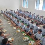 324 स्कूलों में 16 हजार बच्चों के लिए हुआ ‘न्योता भोज’ महाअभियान