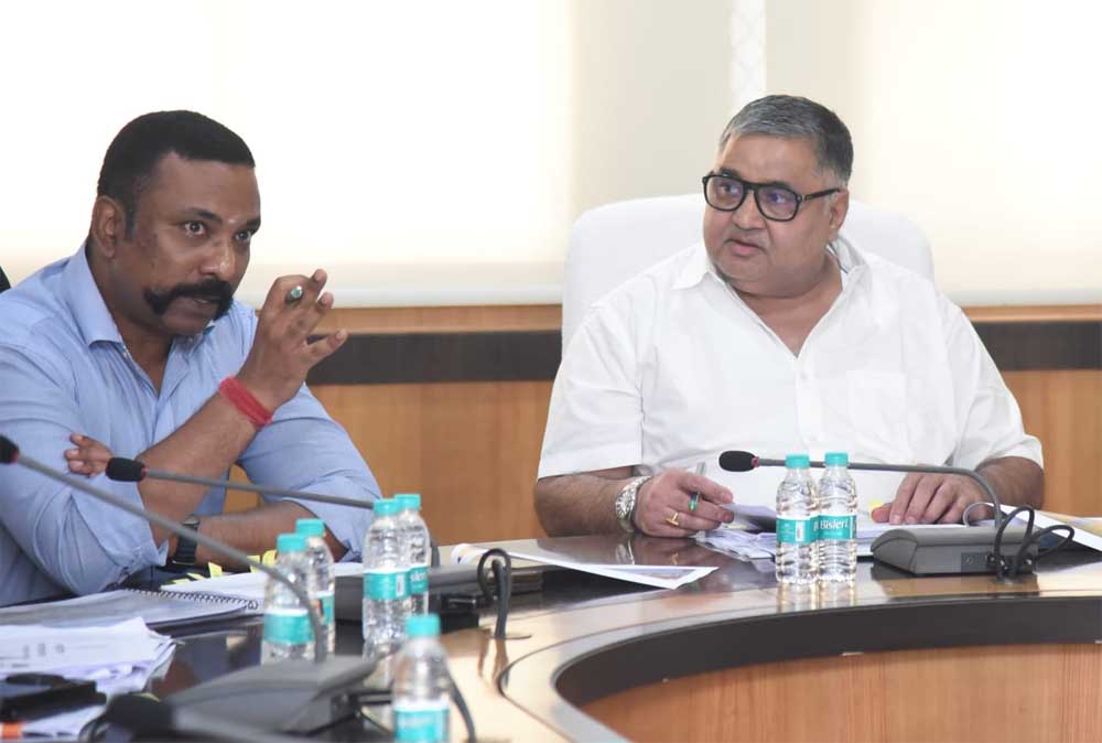 पर्यटन एवं संस्कृति विभाग की समीक्षा बैठक में विकास कार्यों और योजनाओं की प्रगति का लिया विस्तृत जायजा