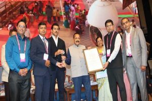श्री महाकालेश्वर मंदिर में उज्जैन स्मार्ट सिटी के “त्रिनेत्र” प्रोजेक्ट को मिला स्वर्ण (गोल्ड) पुरस्कार श्री महाकालेश्वर मंदिर में उज्जैन स्मार्ट सिटी के “त्रिनेत्र” प्रोजेक्ट को मिला स्वर्ण (गोल्ड) पुरस्कार