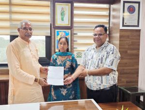 छत्तीसगढ़ स्टेट वेयरहाउसिंग कार्पोरेशन के कर्मचारियों को उपहार   निगम प्रबंधन एवं ऐक्सिस बैंक के मध्य करार