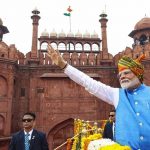 15 अगस्त 2025: लाल किले पर तिरंगा फहराने के रिकॉर्ड में कौन सबसे आगे? देखें पूरी सूची