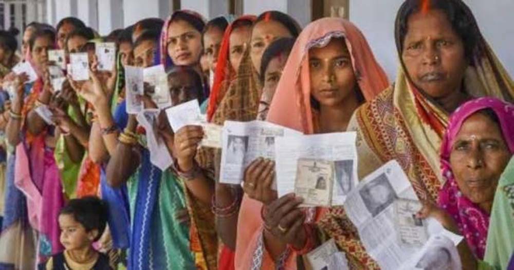 यूपी चुनाव में ‘आधी आबादी’ बनेगी गेमचेंजर! योगी-अखिलेश के बीच महिलाओं को साधने की होड़