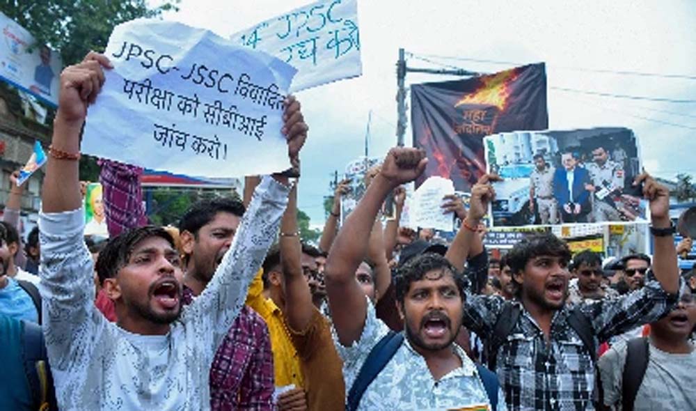 रांची छात्र आंदोलन में वार्ता से पहले आठ सदस्यीय प्रतिनिधिमंडल की सूची जारी हुई