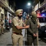 15 अगस्त से पहले आतंकी हमले की साजिश नाकाम, 86 हैंड ग्रेनेड बरामद; ISI कनेक्शन का दावा 15 अगस्त से पहले आतंकी हमले की साजिश नाकाम, 86 हैंड ग्रेनेड बरामद; ISI कनेक्शन का दावा