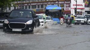 बारिश के बाद जलभराव पर LG सख्त, संवेदनशील इलाकों में पहले से पंप लगाने और त्वरित कार्रवाई के आदेश