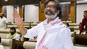 झारखंड भर्ती परीक्षा विवाद पर CM सोरेन का बड़ा बयान, लखनऊ की कंपनी और बाहरी लोगों पर लगाए आरोप झारखंड भर्ती परीक्षा विवाद पर CM सोरेन का बड़ा बयान, लखनऊ की कंपनी और बाहरी लोगों पर लगाए आरोप
