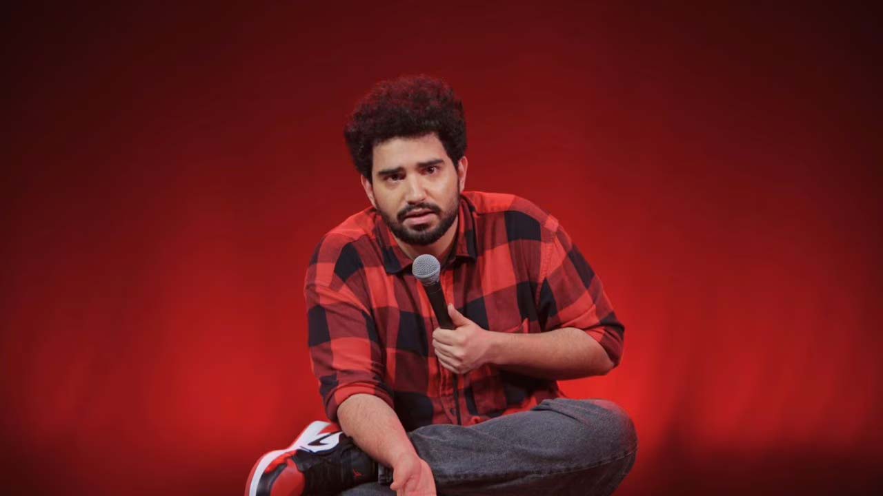 असम बाढ़ पीड़ितों की मदद को समय रैना ने दिए 10 लाख, सीएम ने की तारीफ असम बाढ़ पीड़ितों की मदद को समय रैना ने दिए 10 लाख, सीएम ने की तारीफ
