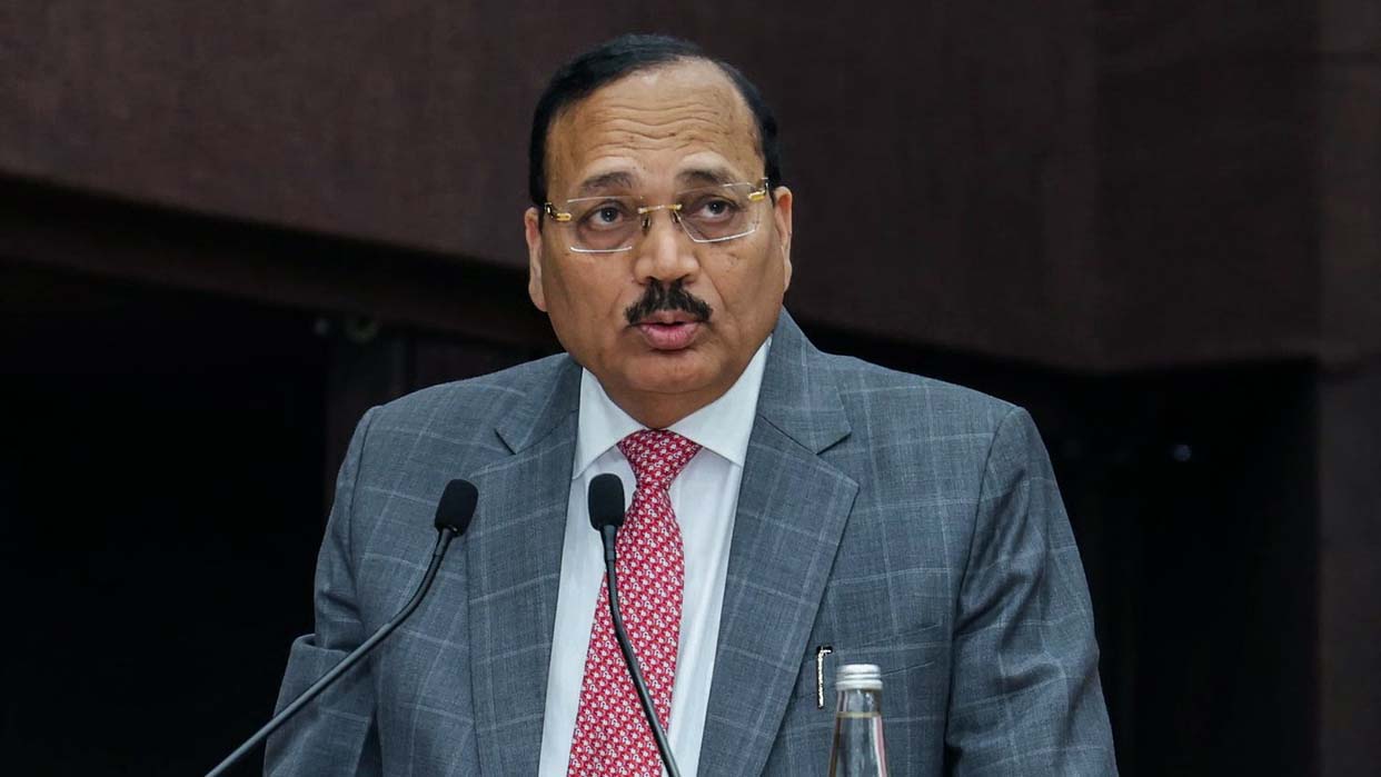 CJI के विरोध के डर से टला था TISS दीक्षांत समारोह? अब 22 अगस्त को होगा कार्यक्रम CJI के विरोध के डर से टला था TISS दीक्षांत समारोह? अब 22 अगस्त को होगा कार्यक्रम