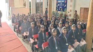 यूपी में युवा अफसर बताएंगे करियर का रास्ता, स्कूलों में हर महीने होगा छात्रों से सीधा संवाद यूपी में युवा अफसर बताएंगे करियर का रास्ता, स्कूलों में हर महीने होगा छात्रों से सीधा संवाद