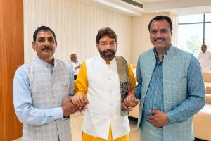 संभागीय अध्यक्ष गौरव सेठ ने राज्य पिछड़ा वर्ग आयोग अध्यक्ष डॉ. रामकृष्ण कुसमारिया से की सौजन्य भेंट संभागीय अध्यक्ष गौरव सेठ ने राज्य पिछड़ा वर्ग आयोग अध्यक्ष डॉ. रामकृष्ण कुसमारिया से की सौजन्य भेंट