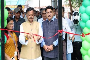 पूर्व छात्रों का संस्थान से जुड़ाव नई पीढ़ी के लिए प्रेरणादायी, डिप्टी CM शुक्ल ने दिया बड़ा संदेश पूर्व छात्रों का संस्थान से जुड़ाव नई पीढ़ी के लिए प्रेरणादायी, डिप्टी CM शुक्ल ने दिया बड़ा संदेश