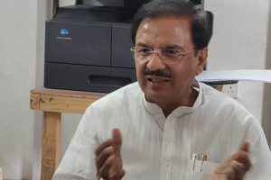 जेवर एयरपोर्ट की सफलता से कुछ लोग परेशान, जलभराव का उड़ाया मजाक: महेश शर्मा